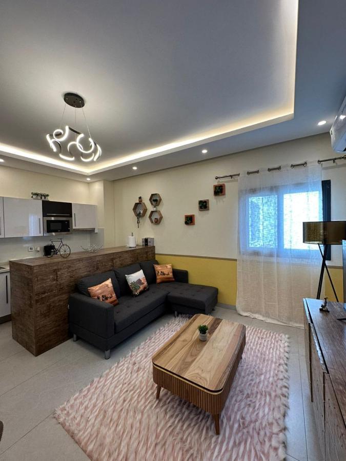 Luxueux Appartements - 2 Pieces Ou 4 Pieces - Quartiers Prises D'Almadies Et Ngor" Дакар Экстерьер фото